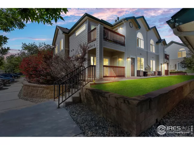 MLS: 943852 Condo For Sale