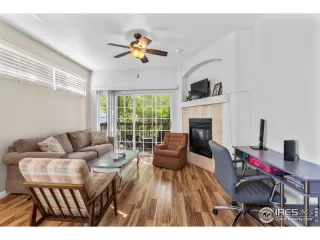 Photo #3: 943852 Listing