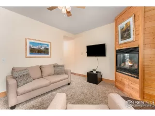 Photo #4: 943892 Listing