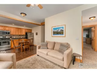 Photo #6: 943892 Listing