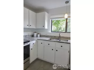 Photo #3: 943902 Listing