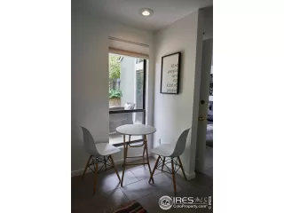 Photo #5: 943902 Listing