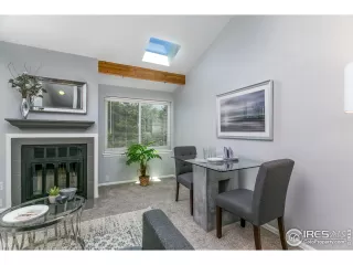 Photo #5: 943912 Listing 