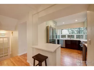 Photo #6: 943922 Listing 