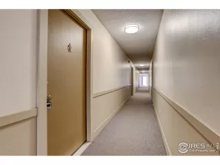 Photo #2: 943929 Listing