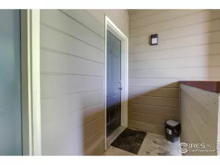 Photo #5: 943930 Listing