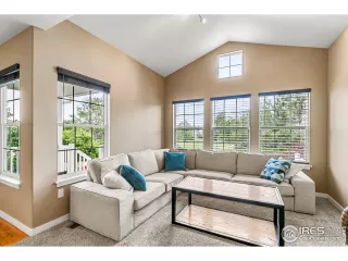 Photo #6: 943933 Listing