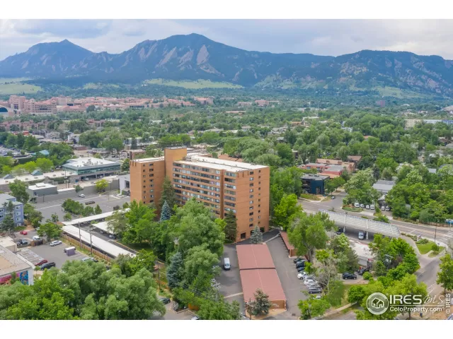 MLS: 943955 Condo For Sale