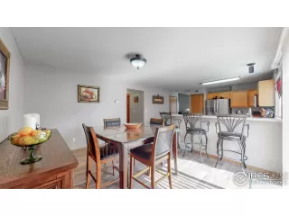 Photo #4: 943980 Listing 