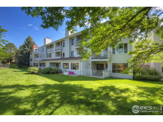 MLS: 943990 Condo For Sale