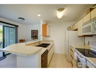 Photo #2: 943990 Listing