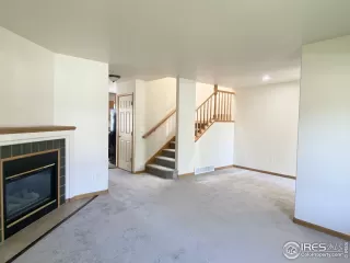 Photo #5: 944031 Listing