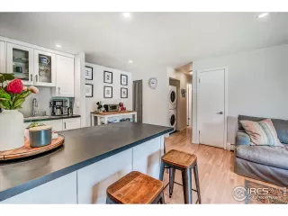 Photo #1: 944041 Listing 