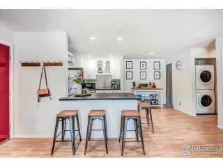 Photo #2: 944041 Listing 