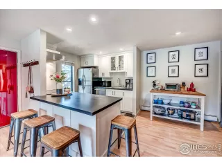 Photo #3: 944041 Listing 