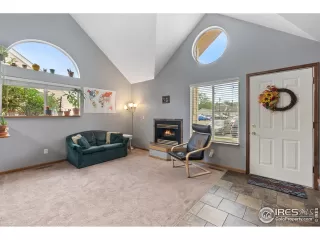 Photo #4: 944065 Listing