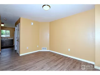 Photo #3: 944096 Listing