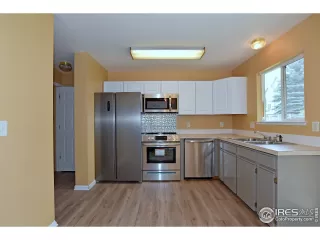 Photo #5: 944096 Listing