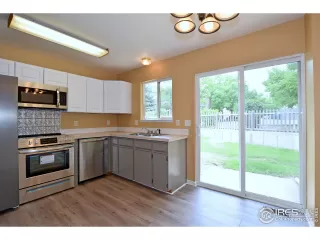 Photo #6: 944096 Listing