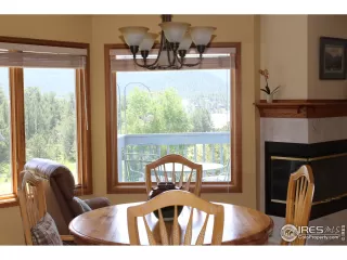 Photo #5: 944100 Listing