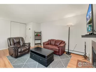 Photo #3: 944118 Listing