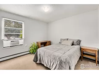 Photo #4: 944118 Listing