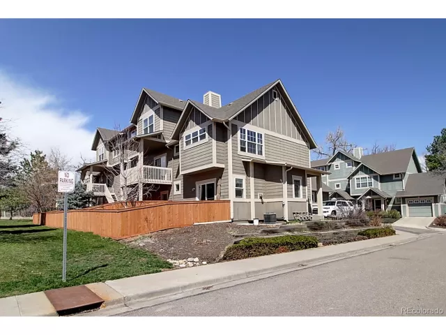 MLS: 9441424 Condo For Sale