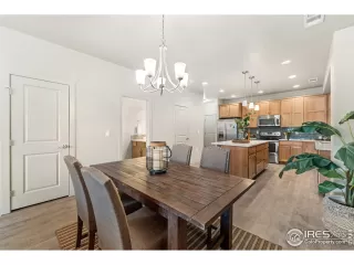 Photo #4: 944166 Listing