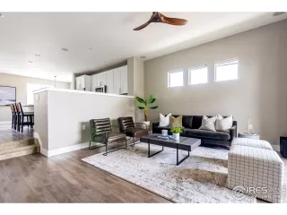 Photo #6: 944202 Listing