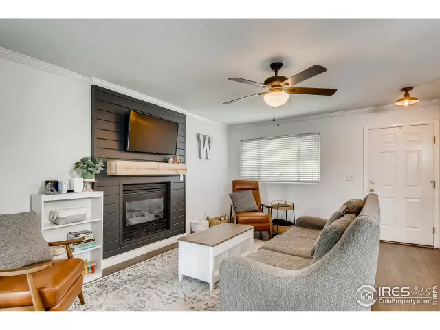 MLS: 944209 Condo For Sale