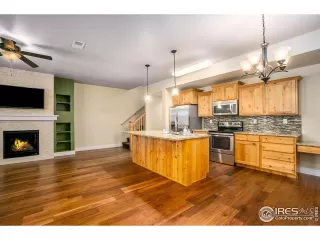 Photo #1: 944212 Listing