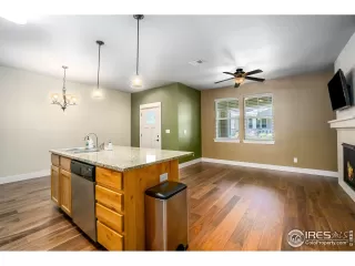 Photo #6: 944212 Listing