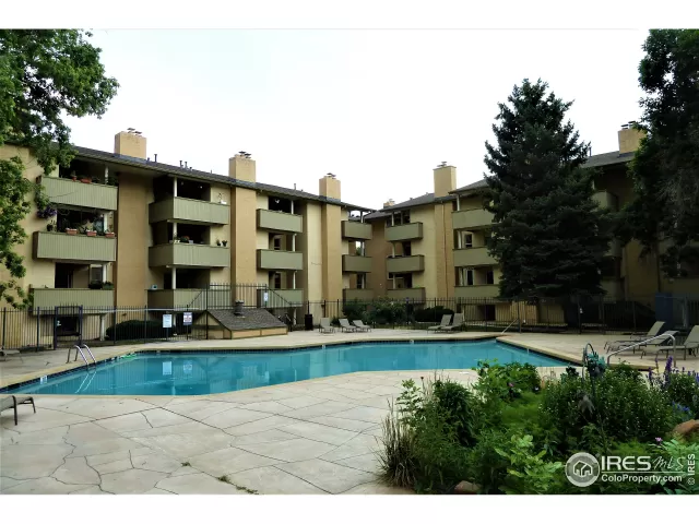 MLS: 944258 Condo For Sale