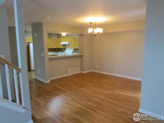 Photo #2: 944266 Listing 