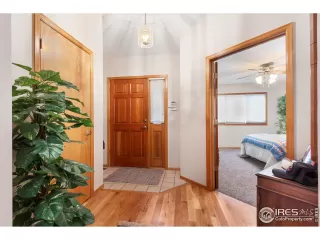 Photo #3: 944284 Listing