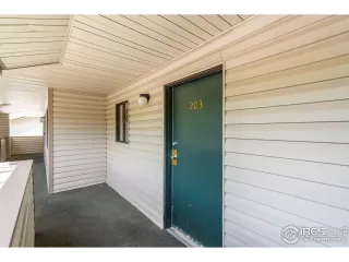 Photo #2: 944306 Listing