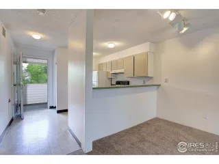 Photo #3: 944306 Listing