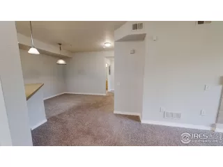 Photo #4: 944308 Listing