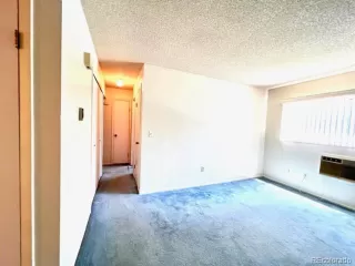 Photo #3: 9443281 Listing