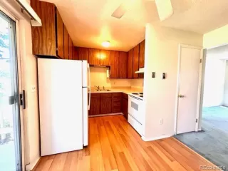 Photo #4: 9443281 Listing