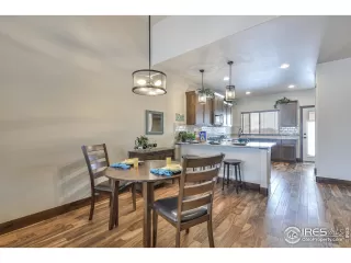 Photo #5: 944339 Listing