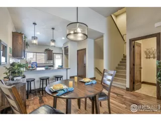 Photo #6: 944342 Listing