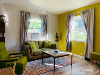 Photo #4: 944382 Listing