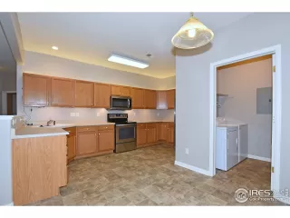 Photo #4: 944475 Listing