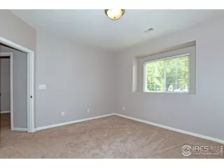 Photo #6: 944475 Listing