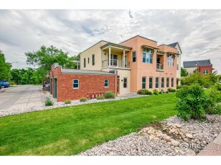 Photo #1: 944476 Listing