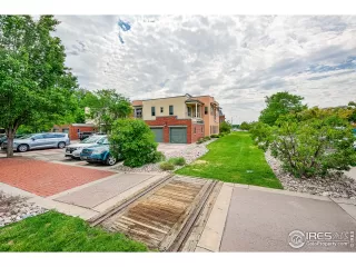 Photo #6: 944476 Listing