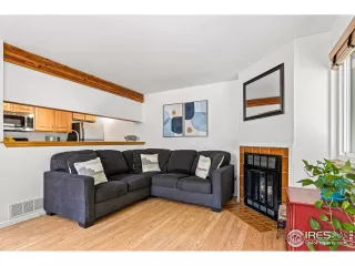 Photo #3: 944529 Listing 