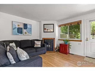 Photo #5: 944529 Listing 