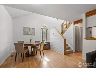 Photo #6: 944529 Listing 